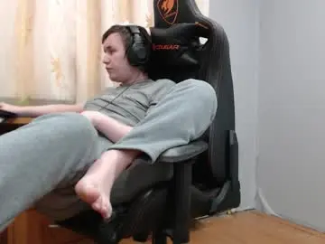 Chaturbate Sex Cam of iliaskrisloveee