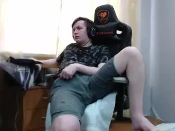 Chaturbate Live Sex Cam of iliaskrisloveee