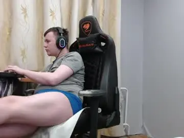 Chaturbate Adult Webcam of iliaskrisloveee