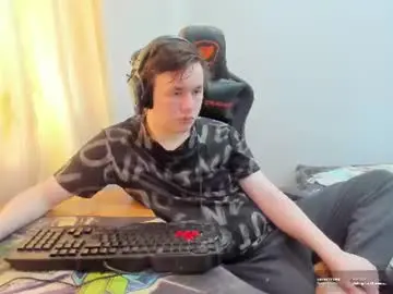 Chaturbate Sex Cam of iliaskrisloveee