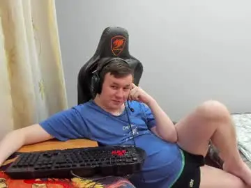 Chaturbate Live Sex Cam of iliaskrisloveee
