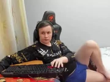 Chaturbate Private Sex Chat of iliaskrisloveee