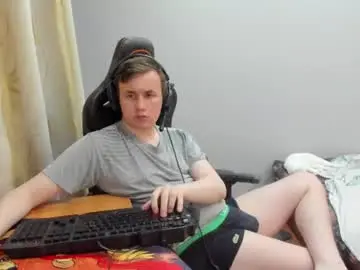 Chaturbate Sex Cam of iliaskrisloveee