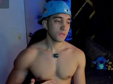 Chaturbate Live Sex Cam of jeicob_stone1