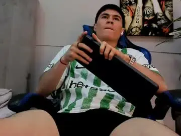 Chaturbate Live Sex of roan_birkin