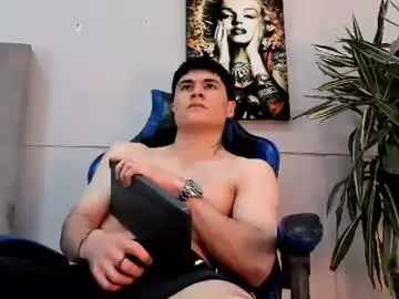 Chaturbate Sex Chat of roan_birkin