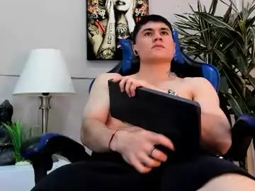 Chaturbate Watch Live Sex Cams of roan_birkin