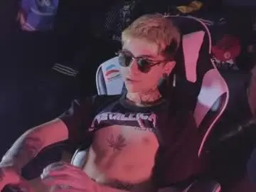 Chaturbate Adult Webcams of acidmilo