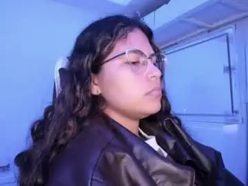 Chaturbate Sex Cam of ladybrown_16