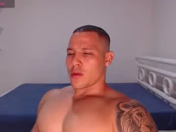 Chaturbate Best live sex cam show of maxwel949813