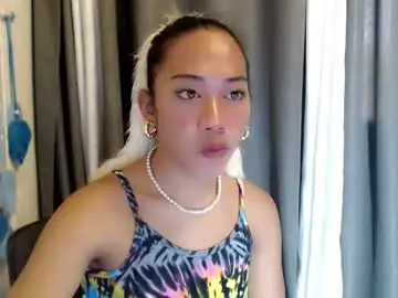 Chaturbate Live Sex Cam of shira_cutttiebigcock