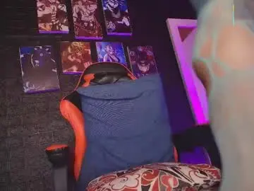 Chaturbate Live Sex Cam of charlotte_cruzxx