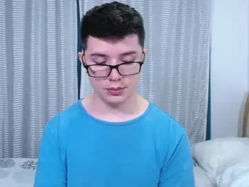 Chaturbate Watch Live Sex Cams of kevinhunts