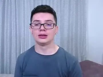 Chaturbate Sex Cam of kevinhunts