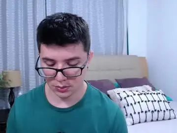 Chaturbate Free Live Porn of kevinhunts