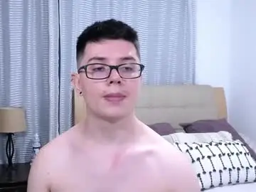 Chaturbate Nude Webcam of kevinhunts