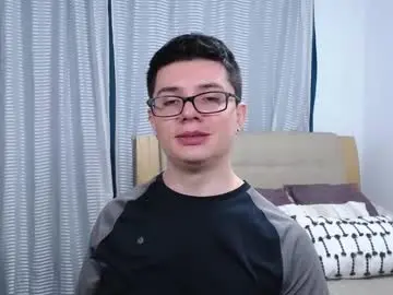 Chaturbate Watch Live Sex Cams of kevinhunts