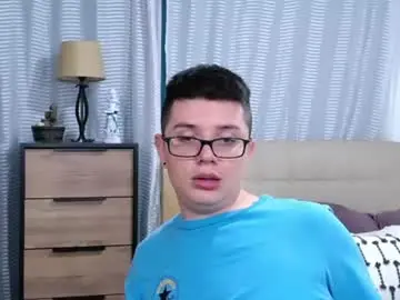 Chaturbate Free Porn Cam of kevinhunts