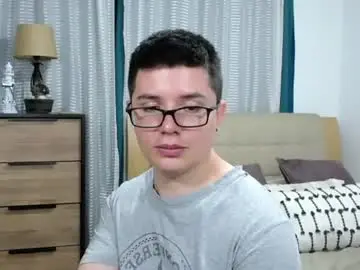 Chaturbate Free Live Porn of kevinhunts
