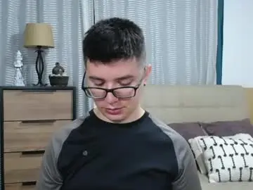 Chaturbate Watch Live Sex Cams of kevinhunts