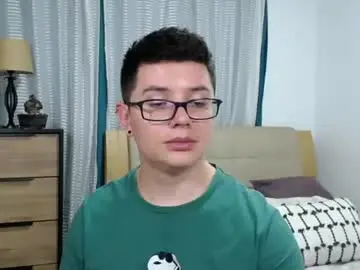 Chaturbate Nude Webcam of kevinhunts