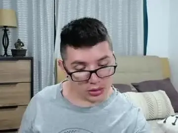 Chaturbate Live Sex of kevinhunts