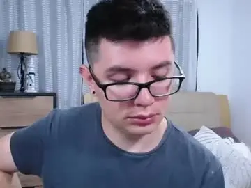 Chaturbate Live Porn of kevinhunts