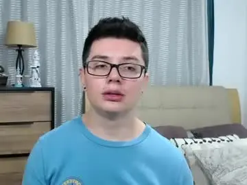 Chaturbate Free Porn Cam of kevinhunts