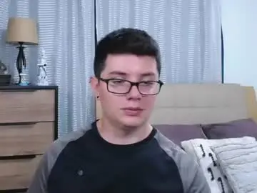 Chaturbate Free Porn Cam of kevinhunts