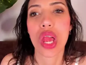 Chaturbate Live Sex Cam of miss_veronica2