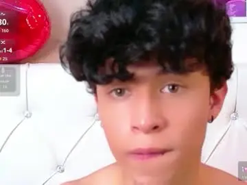 Chaturbate Live Porn of axel_evanss