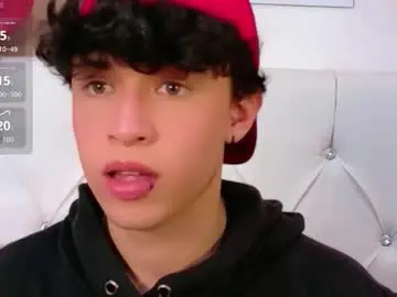 Chaturbate Live Porn of axel_evanss