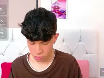 Chaturbate Live Porn of axel_evanss