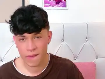 Chaturbate Live Sex of axel_evanss