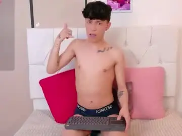 Chaturbate Live Porn of axel_evanss