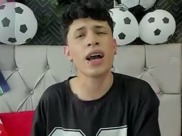 Chaturbate Live Porn of axel_evanss