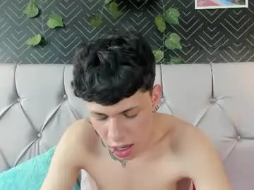 Chaturbate Live Sex of axel_evanss