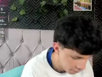 Chaturbate Sex Cam of axel_evanss