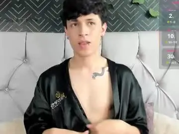 Chaturbate Live Porn of axel_evanss