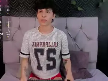 Chaturbate Best live sex cam show of axel_evanss