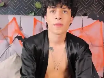 Chaturbate Live Sex of axel_evanss