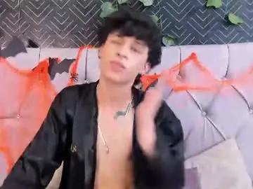 Chaturbate Free Porn Cam of axel_evanss