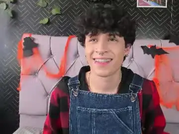 Chaturbate Watch Live Sex Cams of axel_evanss