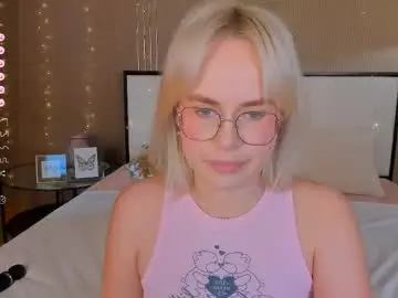 Chaturbate Best live sex cam show of bellatip