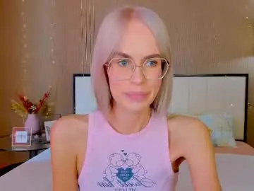 Chaturbate Adult Webcams of bellatip