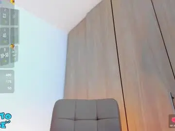 Chaturbate Free Live Porn of tamarafoxy_