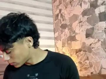 Chaturbate Watch Live Sex Cams of zyzz_1812