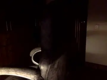 Chaturbate Adult Video Chat of zyzz_1812