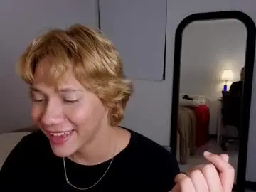 Chaturbate Live Sex Cam of connie_varela