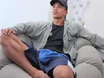 Chaturbate Live Sex Cam of daniels6959